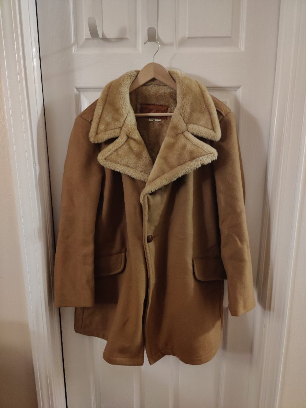 Men's Tan Faux Fur Lined Jacket - 44